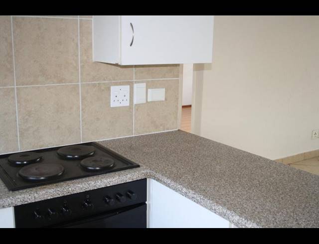 2 BEDROOM APARTMENT FOR SALE IN BEYERS PARK